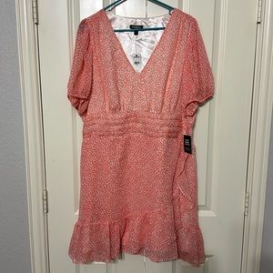 Express NWT dress coral white XL